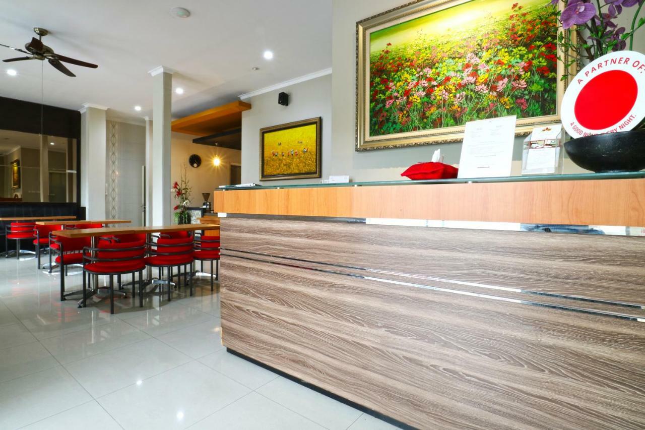 Chiaro Hotel Syariah Sidoarjo Zewnętrze zdjęcie